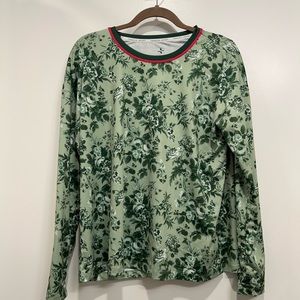 NWOT Tuckernuck Green Bouquet Long Sleeve Boyfriend Performance Tee